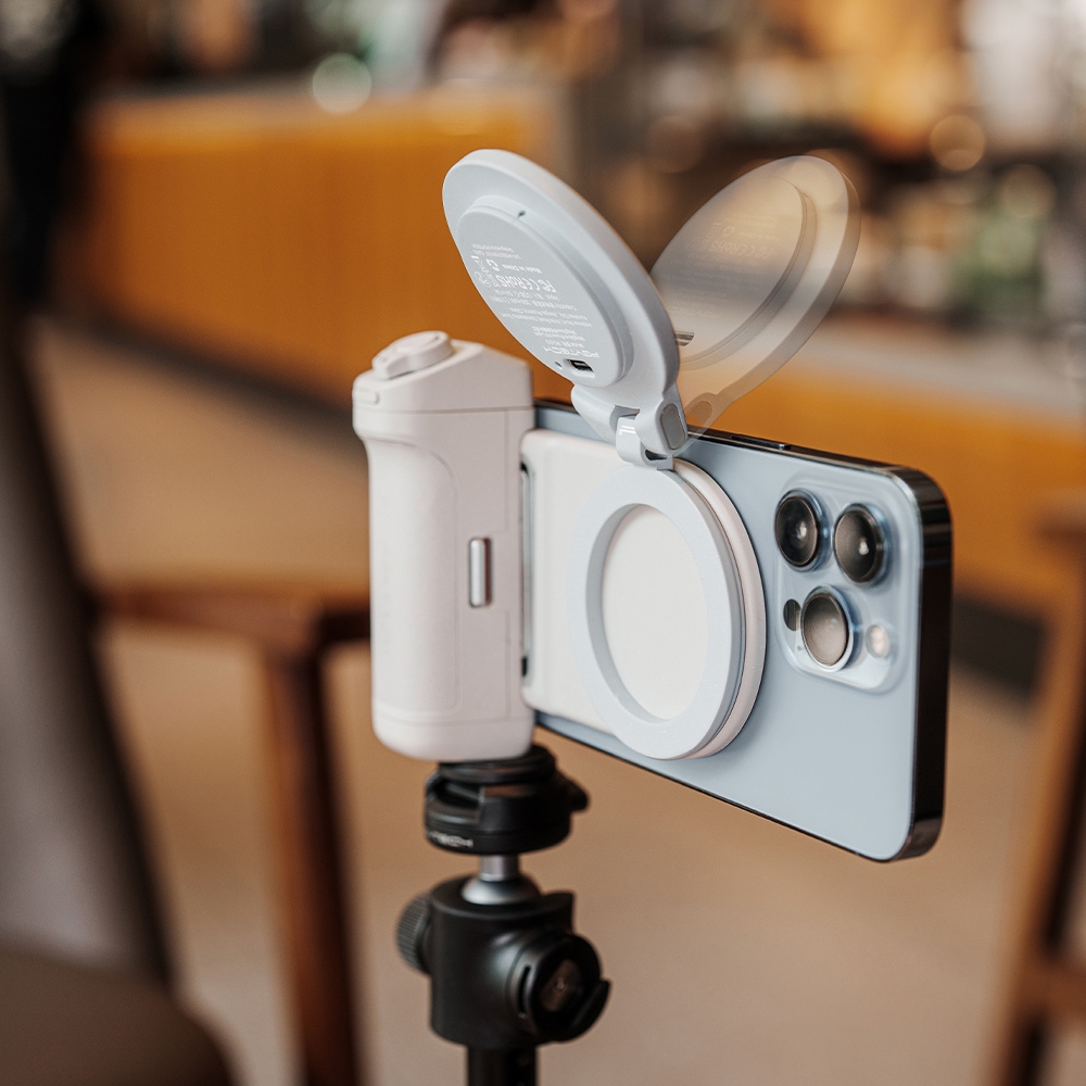 PGYTECH MagGlow, la luce anulare per smartphone