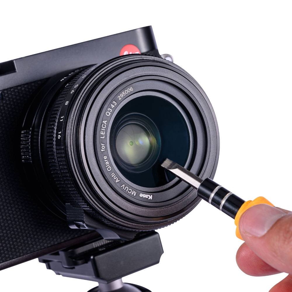 Wkręcany filtr ochronny ROUND do Leica Q3 43 MCUV