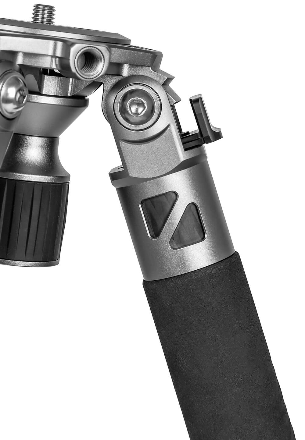 Treppiede in carbonio serie Mountain C85