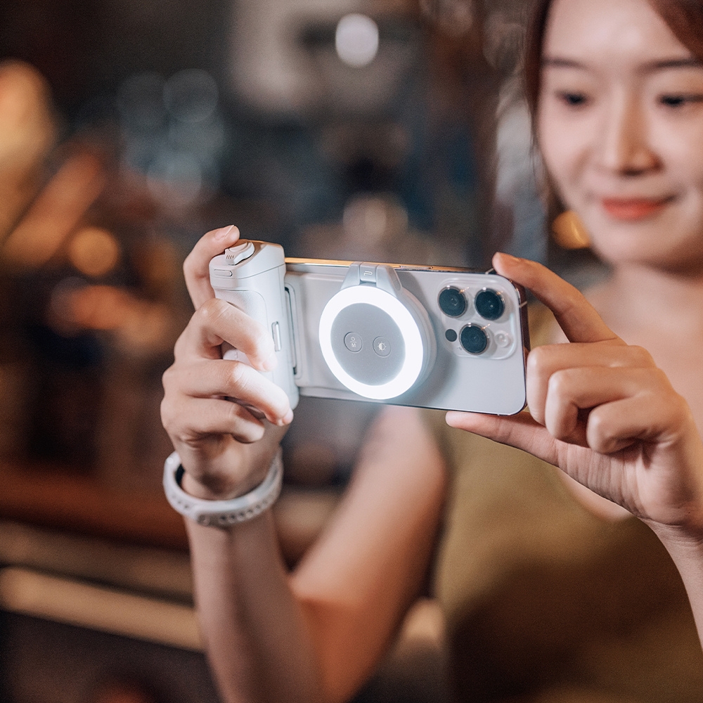PGYTECH MagGlow smartphone ring light